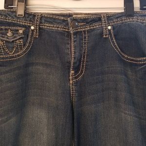 Womens EARL Sz 8 Bootcut Dark Blue Jeans.
